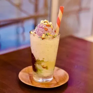 Halo-Halo