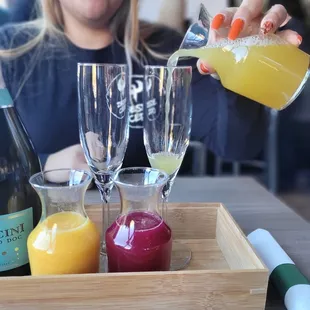 Mimosa flight w/ fresh press juice