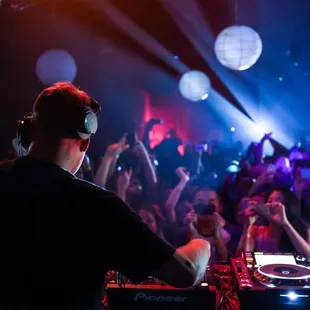 Special Guest Kaskade for a surprise headlining set @ our 10 Year Anniversary.