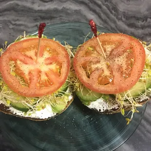 Veggie bagel