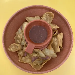Chips and Salsa, yummy