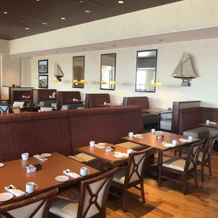 Our spacious dining room has plenty of room for you to join us for breakfast!