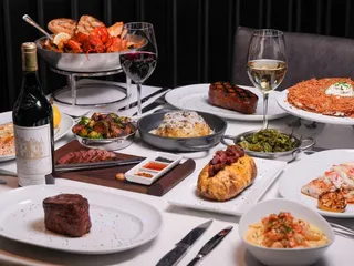 SET Steak & Sushi