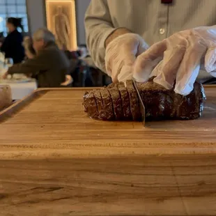 The Wagyu Ancho (Ribeye) sliced to perfection.