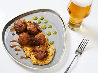 Seventh State Restaurant and Lounge