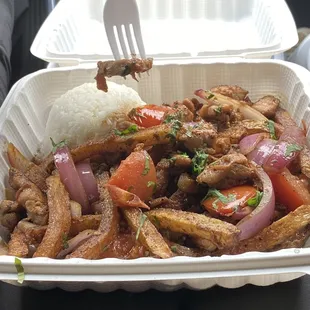 Chicken saltado