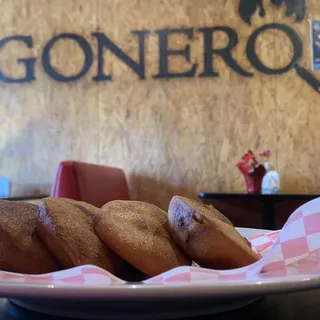 Mini Empanadas. 4 Units