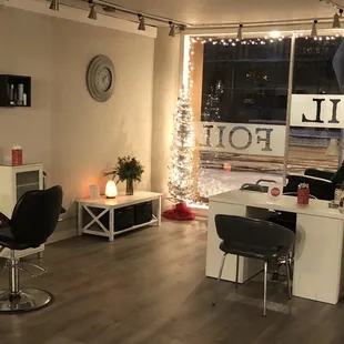 Foil Salon