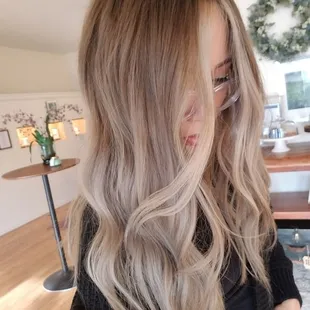 Meryl Suckow colorist