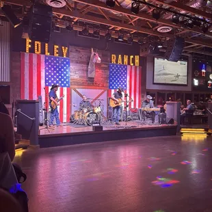 Dance floor, live band