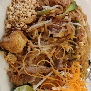 Beef and tofu pad thai