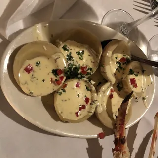 Artichoke Bottoms with Bearnaise