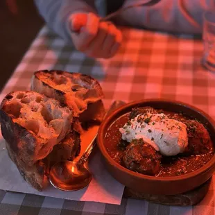 Meatballs (feeds 2-3)