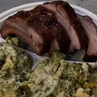 Smoked pork ribs and cheesy broccoli