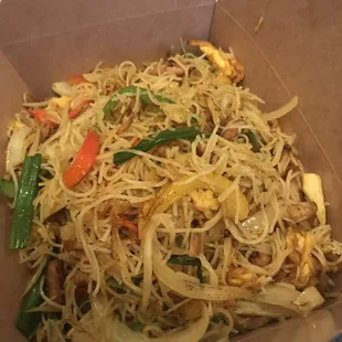Singapore Style Rice Noodles