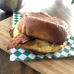 Bacon, egg, and Gouda cheese sandwich