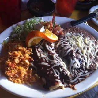 Enchiladas de Mole