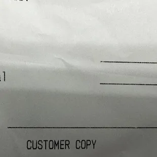 Aquí es la copia del voucher la propina ya incluida no mostrada pero si espacio para poner más