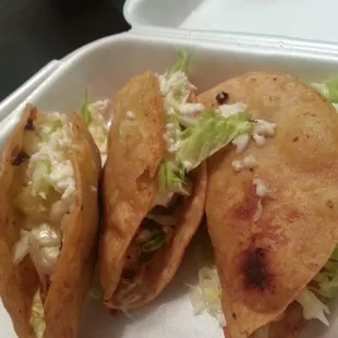 Quesadilla De Papa Tacitos De Res