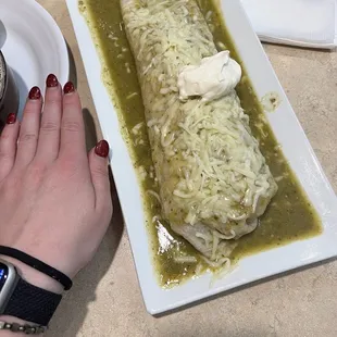 Burrito en chile verde