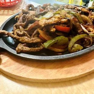 Steak &amp; Chicken Fajitas