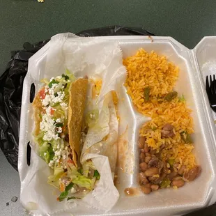 Crunchy tacos with beans &amp; rice
