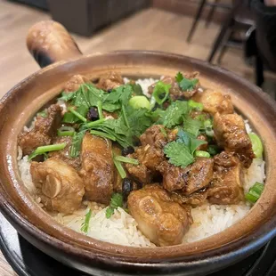 Pork rib claypot rice