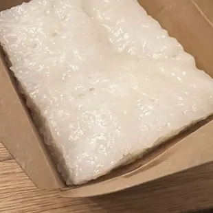 Box of 6 pieces of sweet rice cake (bak tong go)