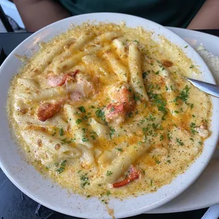 LOBSTER MAC 'N CHEESE