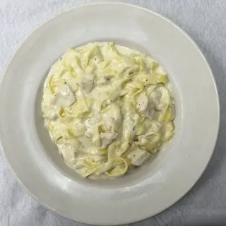 Chicken Fettuccini Alfredo