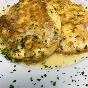 Chicken Francese With Lemon And White Wine