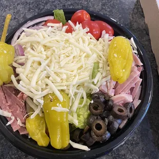 Medium Antipasto salad