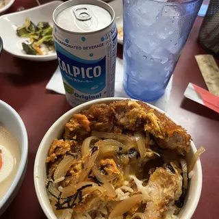 Calpico Water Can