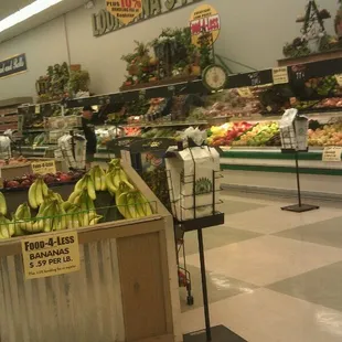 the produce section of a grocery store