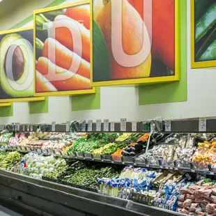 the produce section of a grocery store