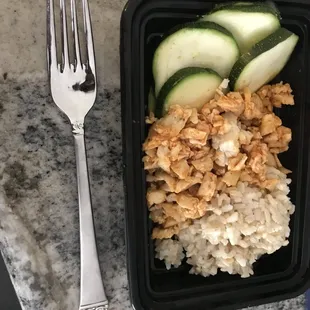 This is the Small size. No heating instructions &amp; none of the ingredients are circled on the list of possible options. Chicken is good.