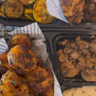 meal prep order: garlic shrimp with drip sauce, garlic mushrooms, chicken wings, grilled squash and zucchini, garlic hummus