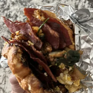 Croissant breakfast sammi w Extra Turkey Bacon