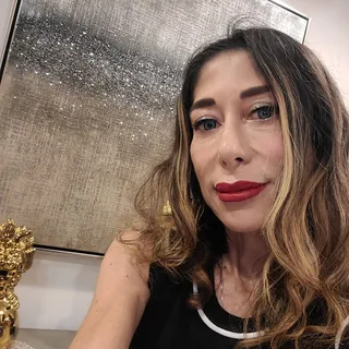 Vida A.