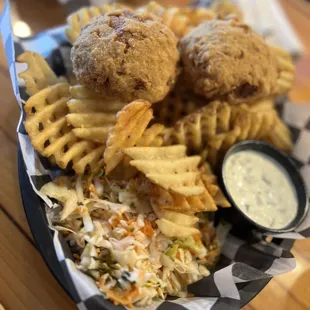 Crab cake basket