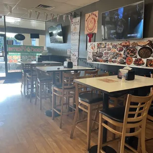 sushi and sashimi, interior