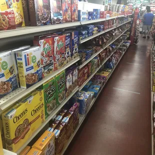 a grocery store aisle
