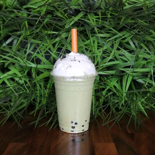 Avocado matcha smoothie with boba