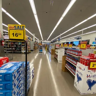 the aisle of a grocery store