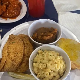 Fried Fish Plate w/ buffalo tenders &amp; symphony punch