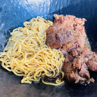 6 Hrs Braised Beef TossedNoodle