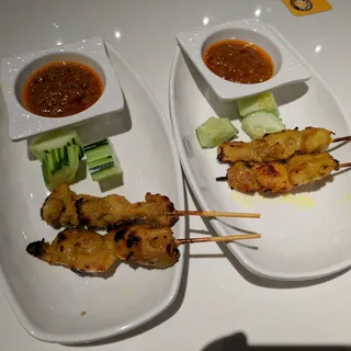 Peanut Satay Chicken Skewers (4)