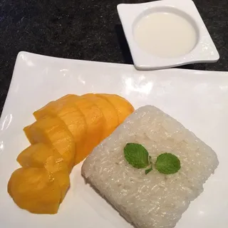 Sticky Rice w/Mango