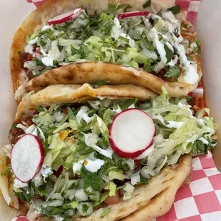 2 chorizo chalupa&apos;s