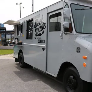 a food truck parked in a parking lot